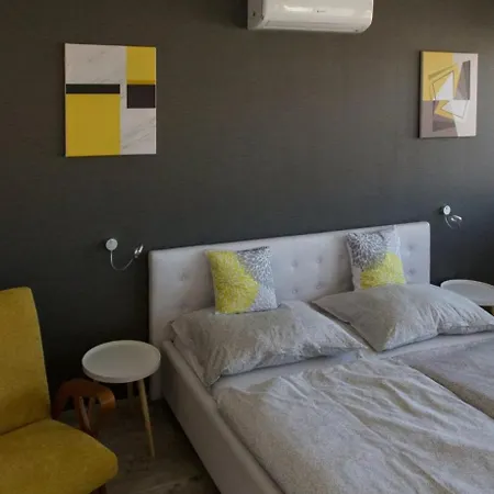 Sky Panorama Apartman Pecs Exterior photo