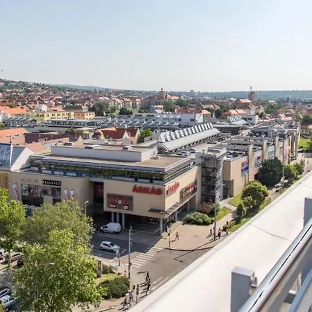 Sky Panorama Apartman Pecs Exterior photo