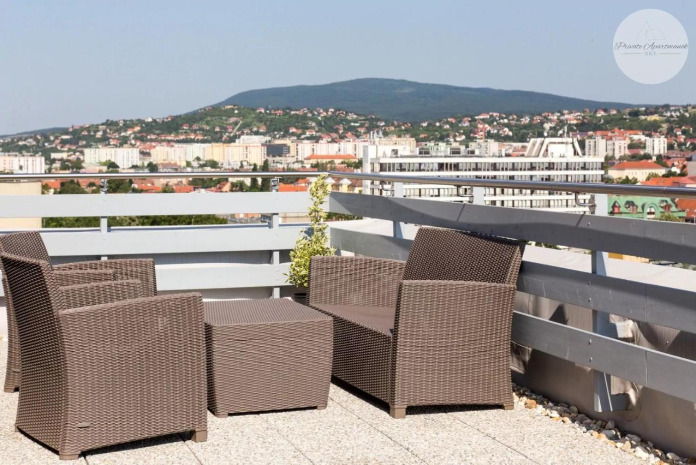Sky Panorama Apartment *